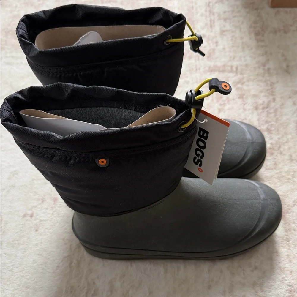 BOGS unisex-child Snow Boot Size 7